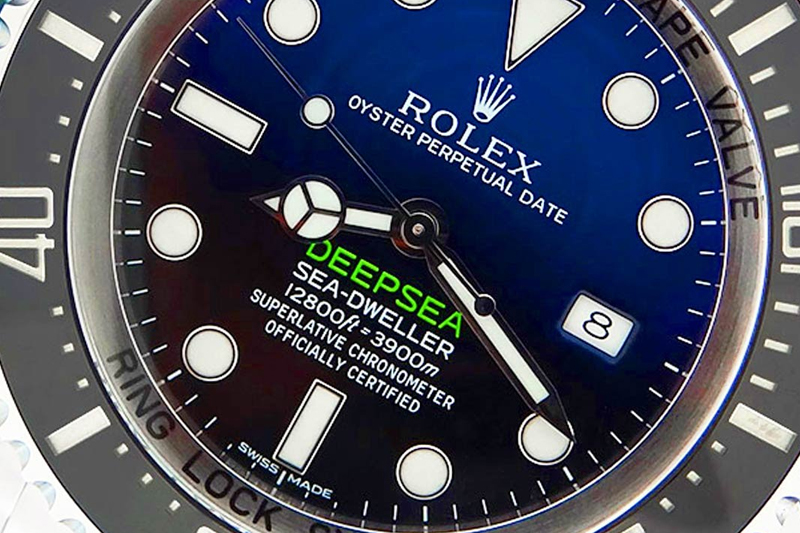 Thường sử dụng trong đồng hồ lặn Rolex